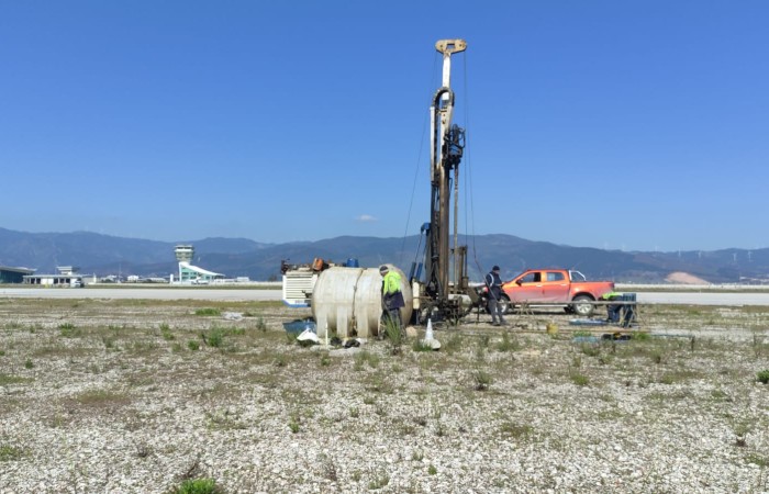 Hatay Havalimanı PAT Sahaları ve Yeni Pist Zemin Araştırmaları